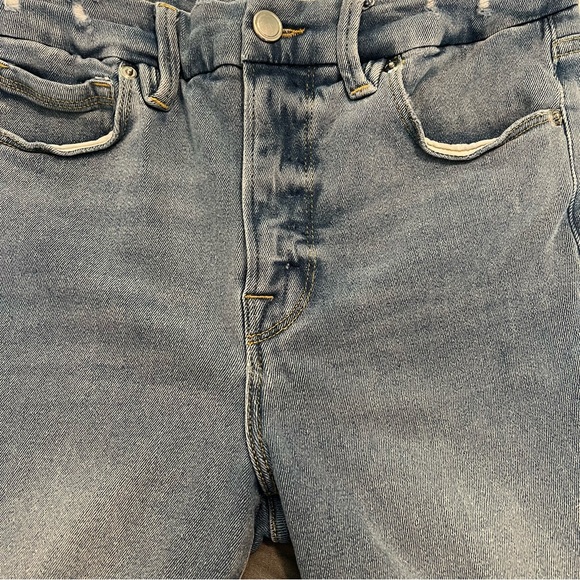 Good American Good Legs Cropped Distressed Skinny Jeans in Blue 523 sz 4/ 27 - Picture 9 of 16